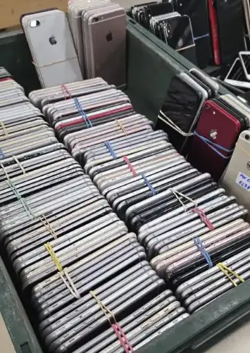 auction smartphones